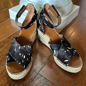 Franco Sarto black/white cowhide wedges size 10